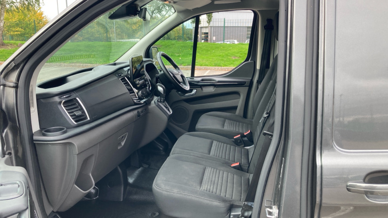 Ford Transit Custom 340 L1 Diesel Fwd 2.0 EcoBlue 170ps Low Roof Limited Van Auto